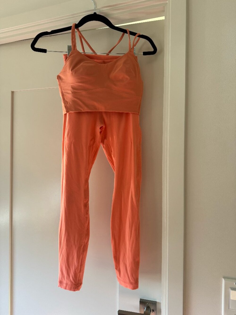 lululemon athletica workout set in Sunny Coral